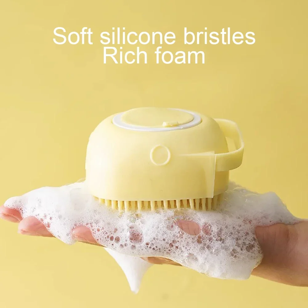Escova de Banho para Cães e Gatos de Silicone com Reservatório de Sabão - Imagem 4