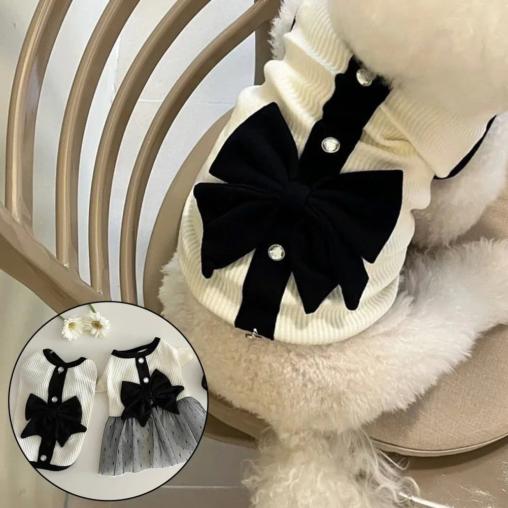 Vestido para Cães Pequenos de Fio com Laço Preto e Branco - Imagem 3