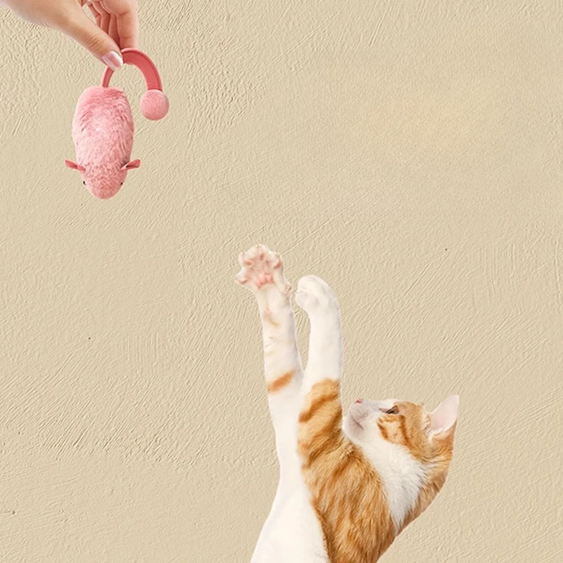Brinquedo de Pelúcia para Gatos Rato Luminoso com Som de Animal - Imagem 6