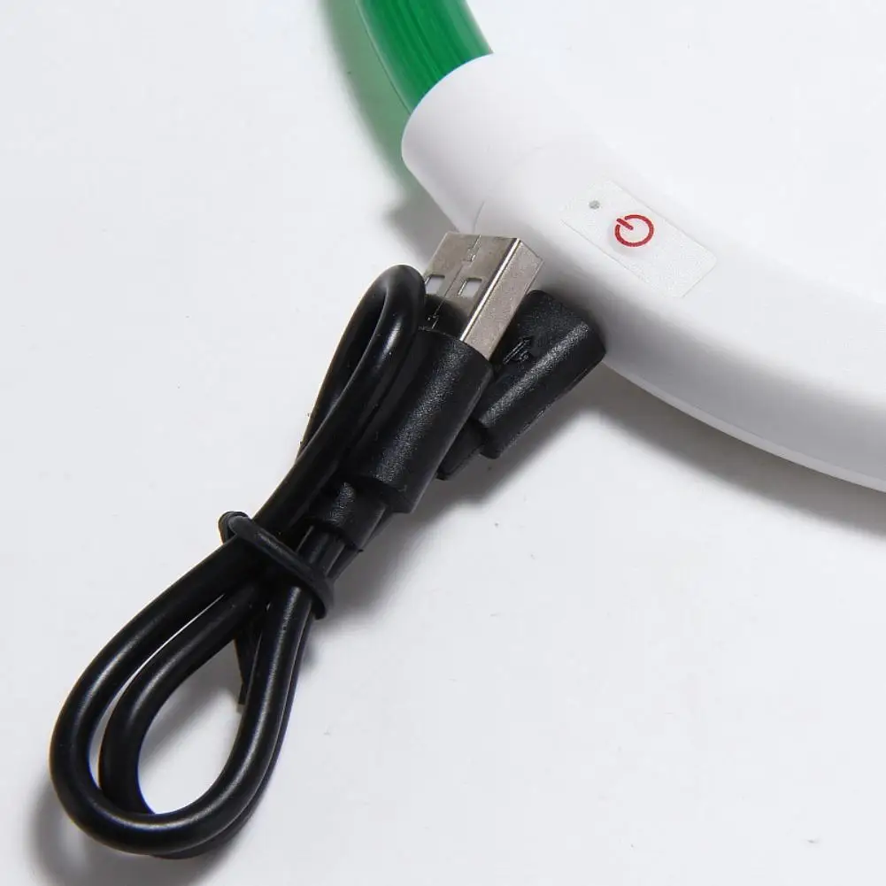 Coleira LED para Cães Recarregável USB com Faixa Refletiva para Passeios Noturnos - Imagem 3