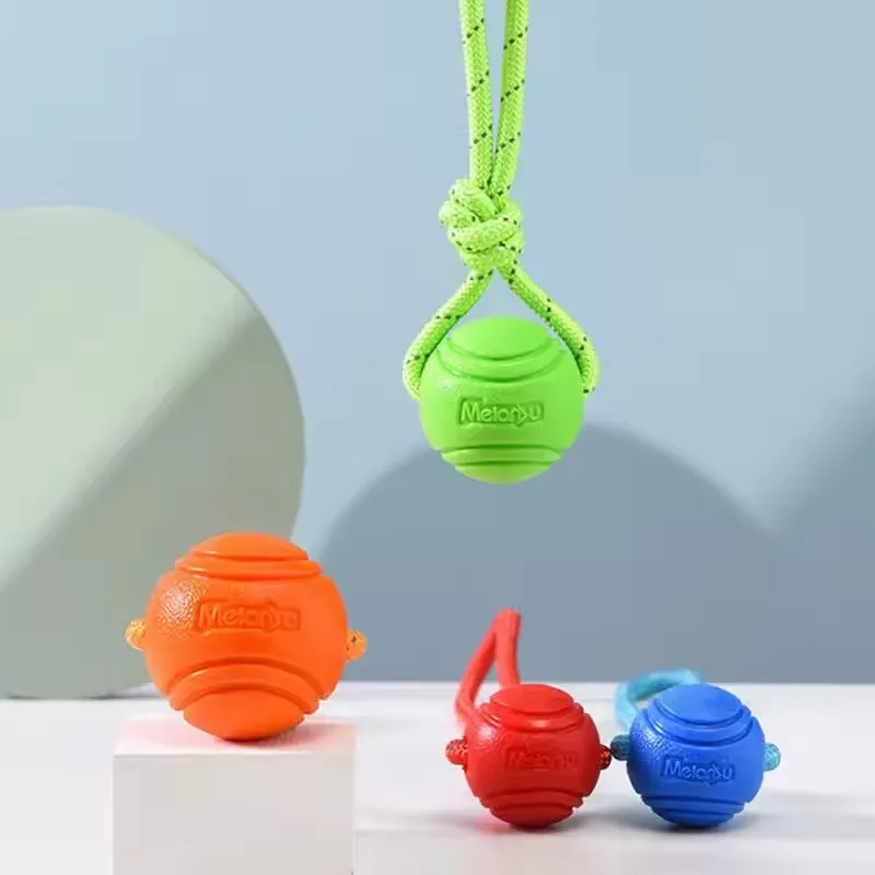 Bola de Treinamento para Cães com Corda de Algodão para Puxar e Lançar - Imagem 4