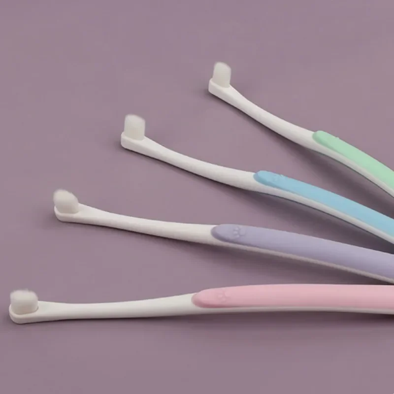 Escova de Dentes para Cães Macia com Cabo Confortável - Imagem 3