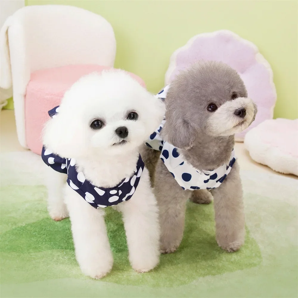 Vestido para Cães e Gatos Estampa Poá Azul Marinho com Laço - Imagem 3