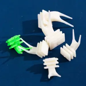 garfo alimentador de plástico para pássaros