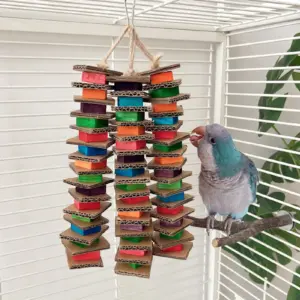 brinquedo de mastigar para pássaros