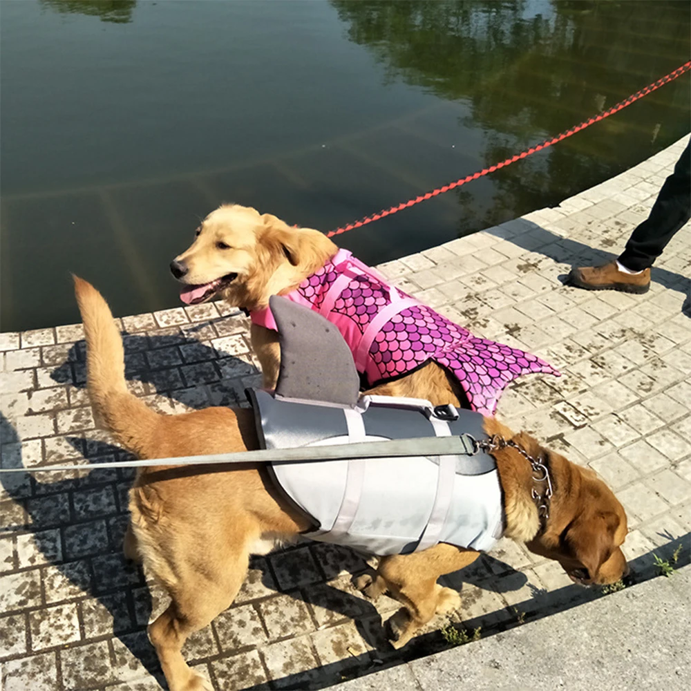 Colete Salva-Vidas para Cães com Estampa Tubarão para Natação - Image 4