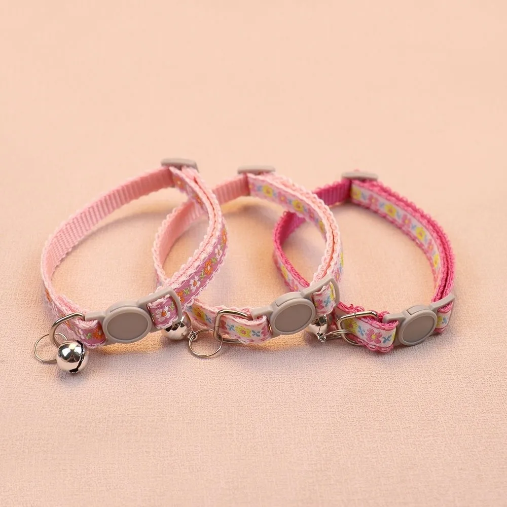 Coleira para Gatos Ajustável Floral Bordada com Fivela de Segurança - Imagem 3