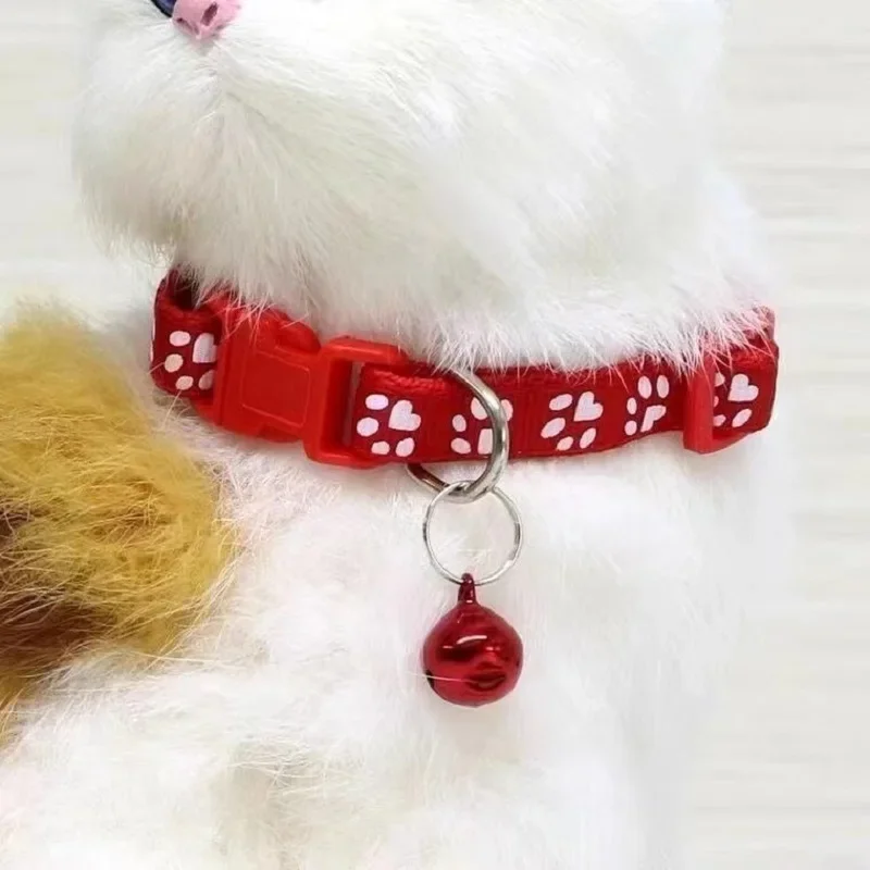 Coleira para Gatos e Cães Pequenos de Nylon com Sino e Ajuste de 19 a 32 cm - Imagem 6