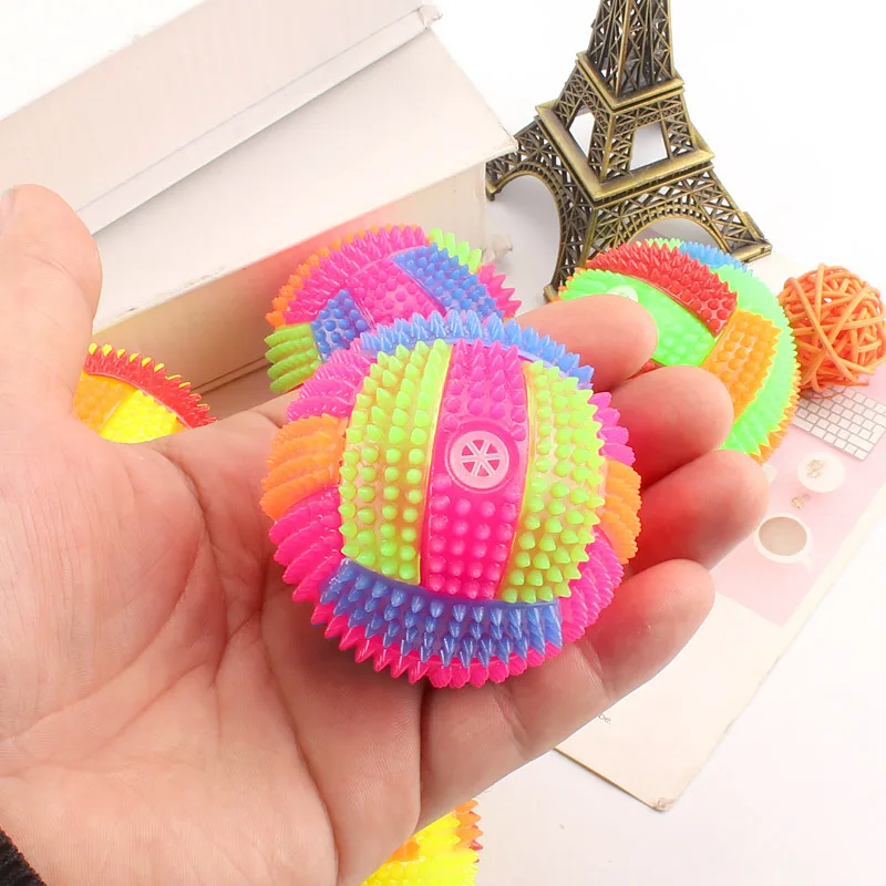 Brinquedo Bola LED para Cães Pequenos e Gatos Interativo - Imagem 4