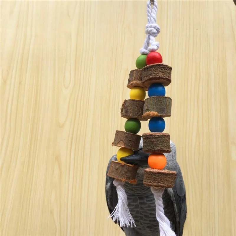Brinquedo de Madeira para Pássaros Bico Moedor 24 cm para Gaiola - Imagem 4