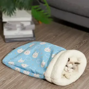 saco de dormir para gatos de pelúcia
