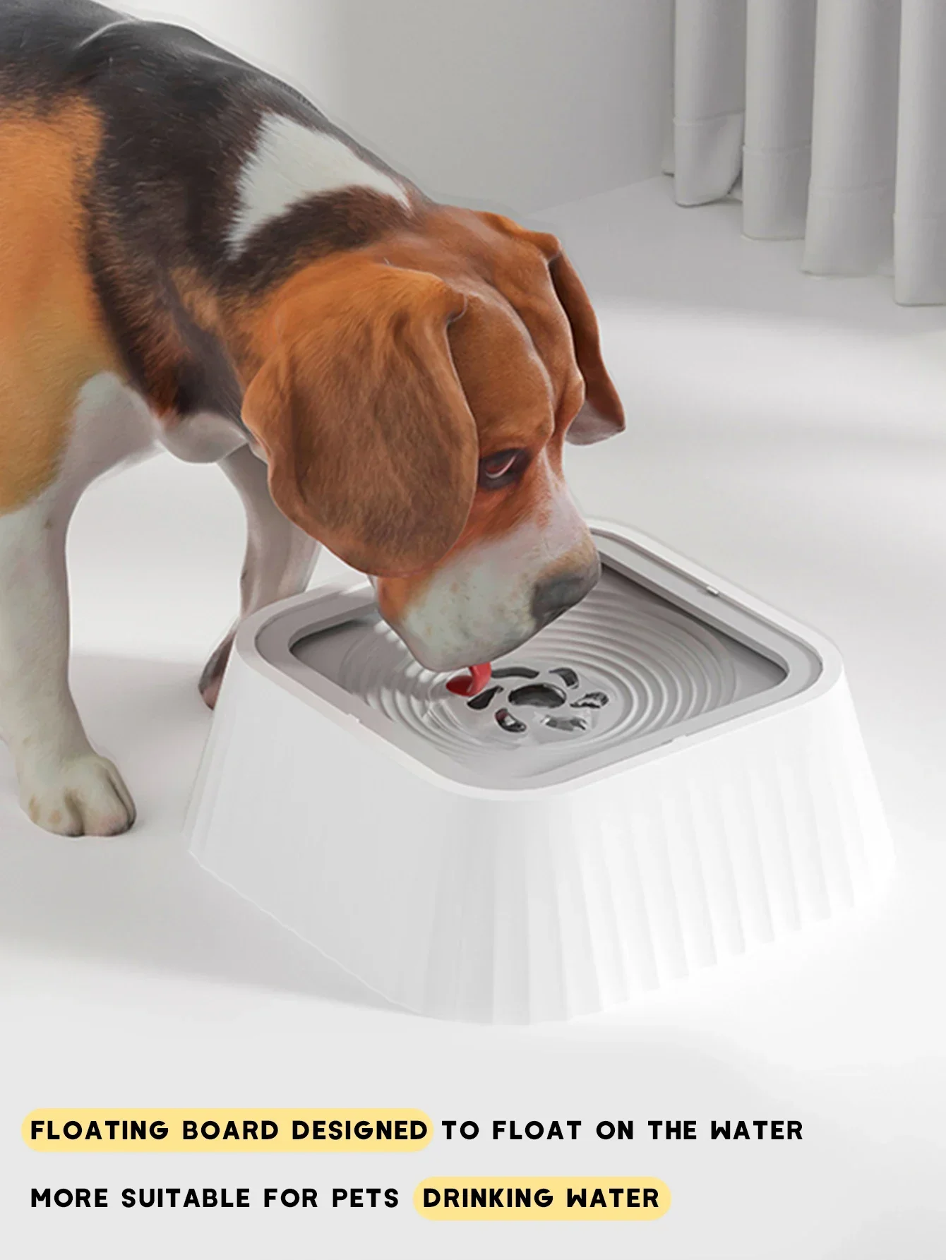 tigela de água para cães com placa flutuante