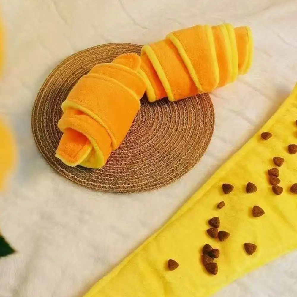 Brinquedo de Pelúcia para Cães em Formato de Croissant 37 cm com Compartimento para Petiscos - Imagem 5