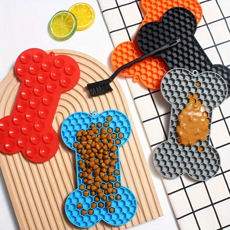 Tapete de Silicone para Cães e Gatos em Formato de Osso com Ventosas - Imagem 2