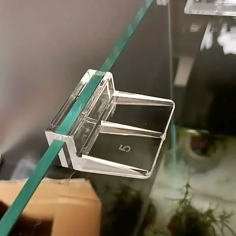 Clipe Acrílico Transparente para Aquário 5mm a 19mm com Fixação para Equipamentos - Imagem 4