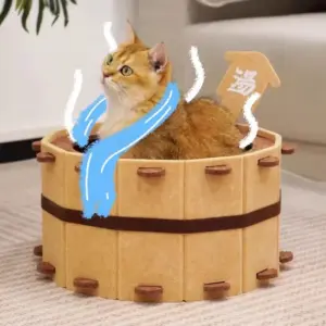 casa de gato de feltro semicerrada