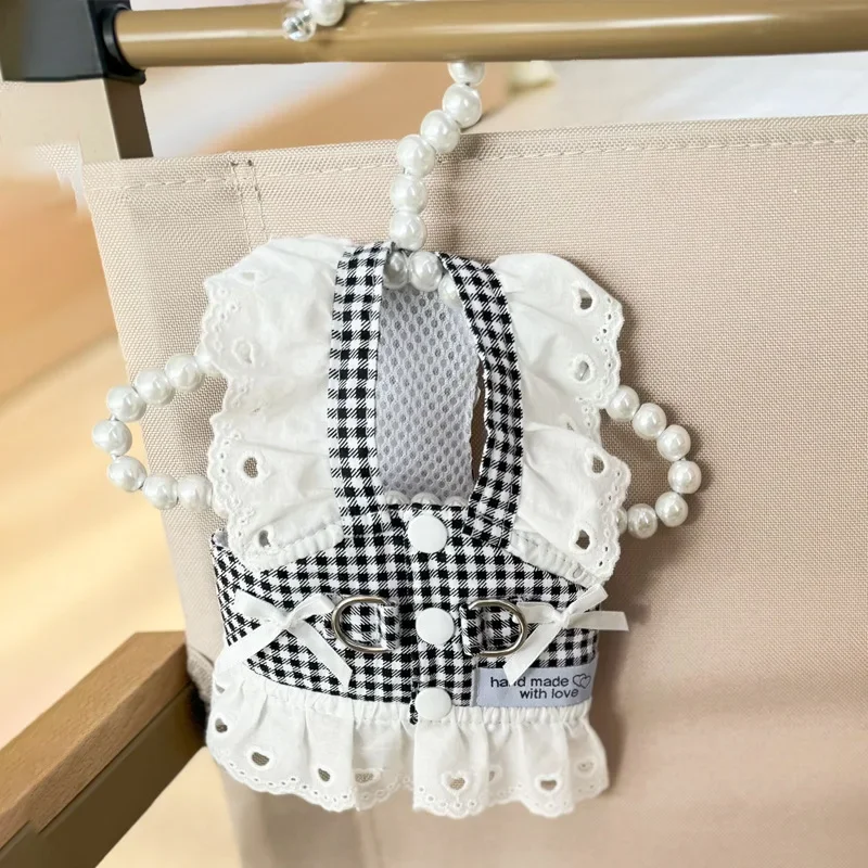 Vestido de Princesa para Cães Xadrez Preto com Renda - Imagem 4