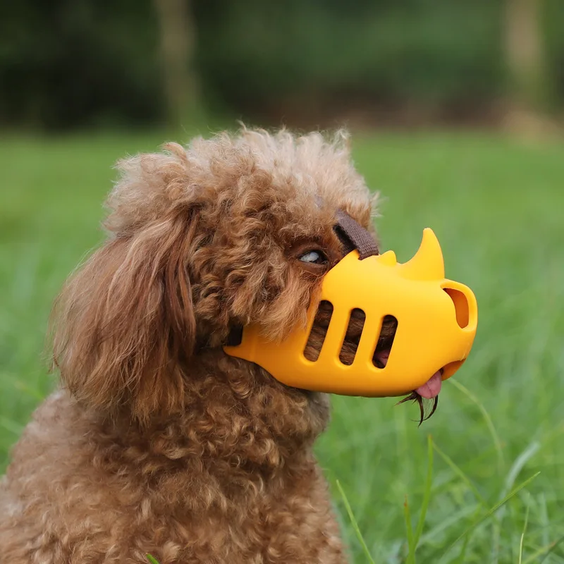 Focinheira de Silicone para Cães Ajustável Anti-Mordida - Image 4