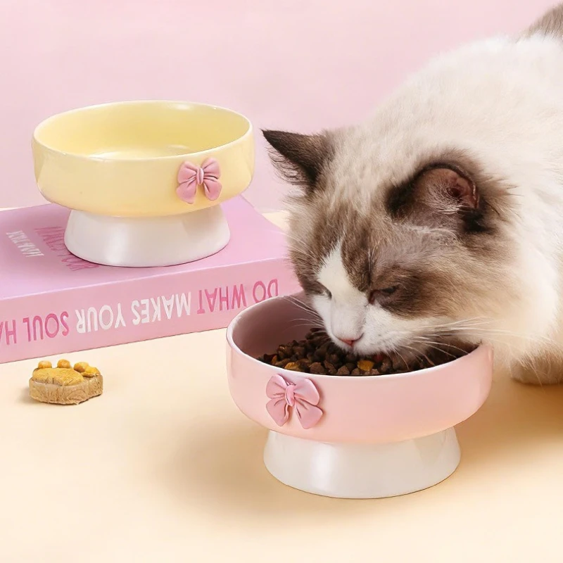 tigela de cerâmica para gatos com base antiderrapante