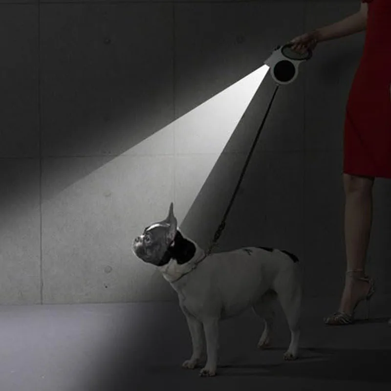 Trela Retrátil para Cães com LED 16 Pés para Passeios Noturnos - Image 3