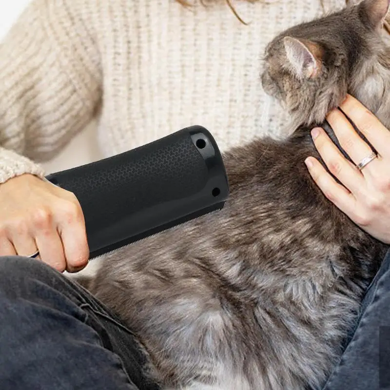 Escova Removedora de Pelos para Cães e Gatos de ABS com Dentes Especiais - Imagem 4