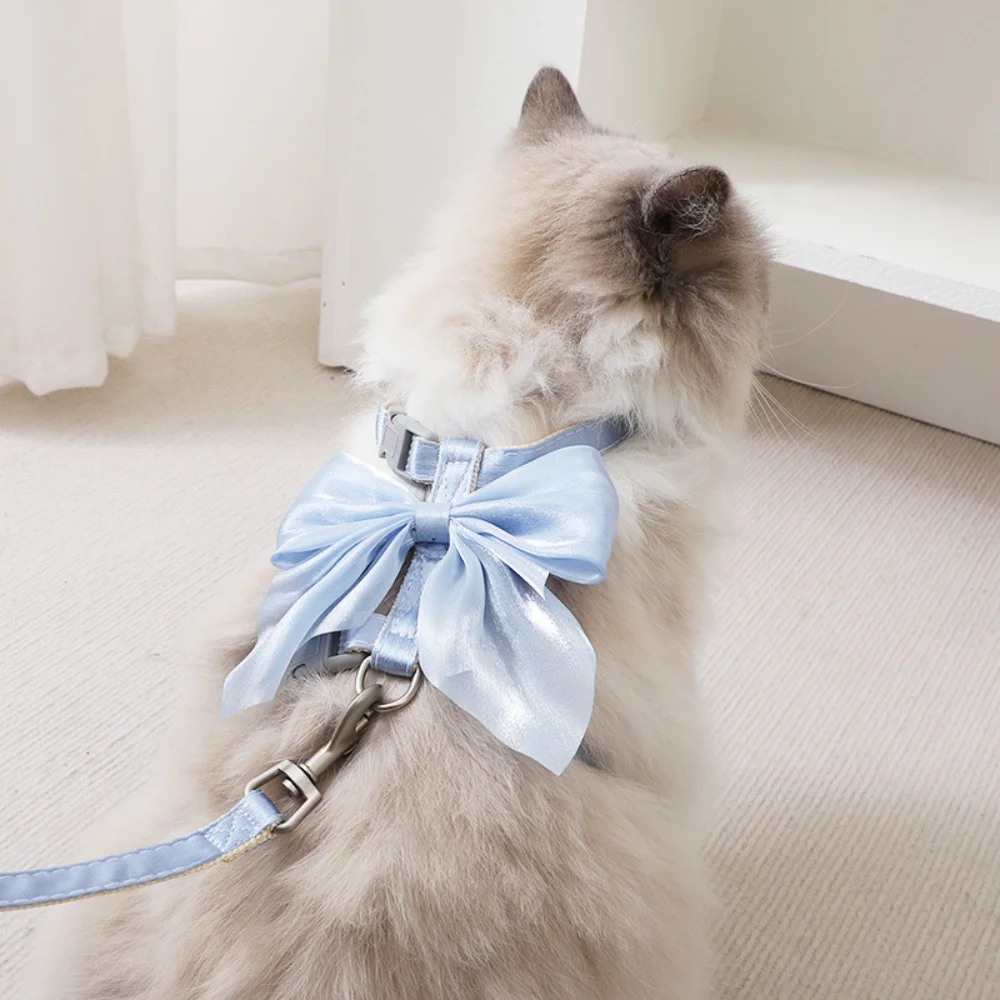 Conjunto Peitoral e Guia para Gatos e Cães Pequenos com Laço Ajustável - Imagem 5