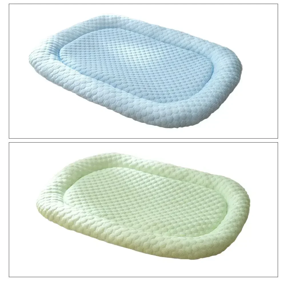 Cama Refrescante para Cães e Gatos de Seda Gelada Antiderrapante - Imagem 5