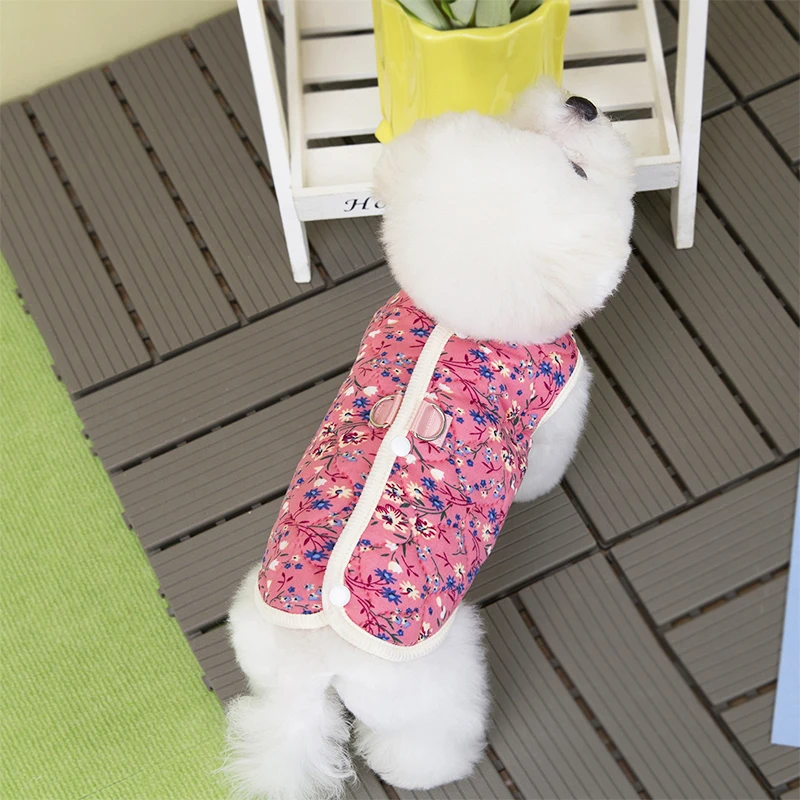 Jaqueta de Inverno para Cães com Estampa Floral e Anel D - Image 4