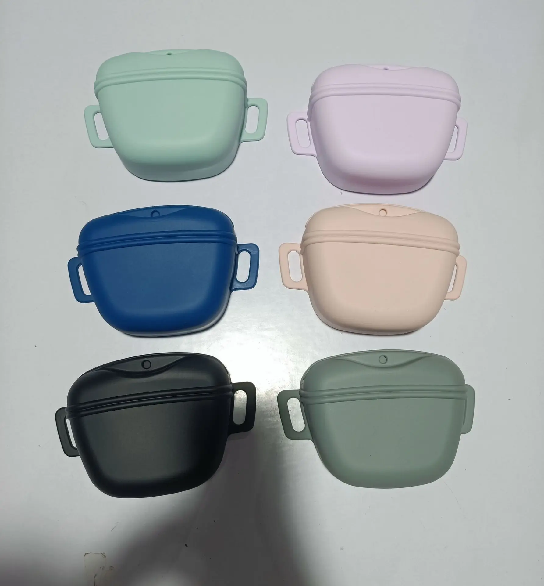 Bolsa de Silicone para Petiscos de Cães Portátil com Cinto - Imagem 6