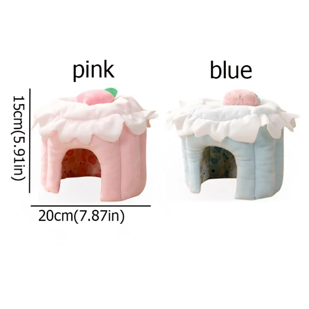 Toca Soft para Hamster em Lã 20x20x15cm Design Morango - Imagem 6