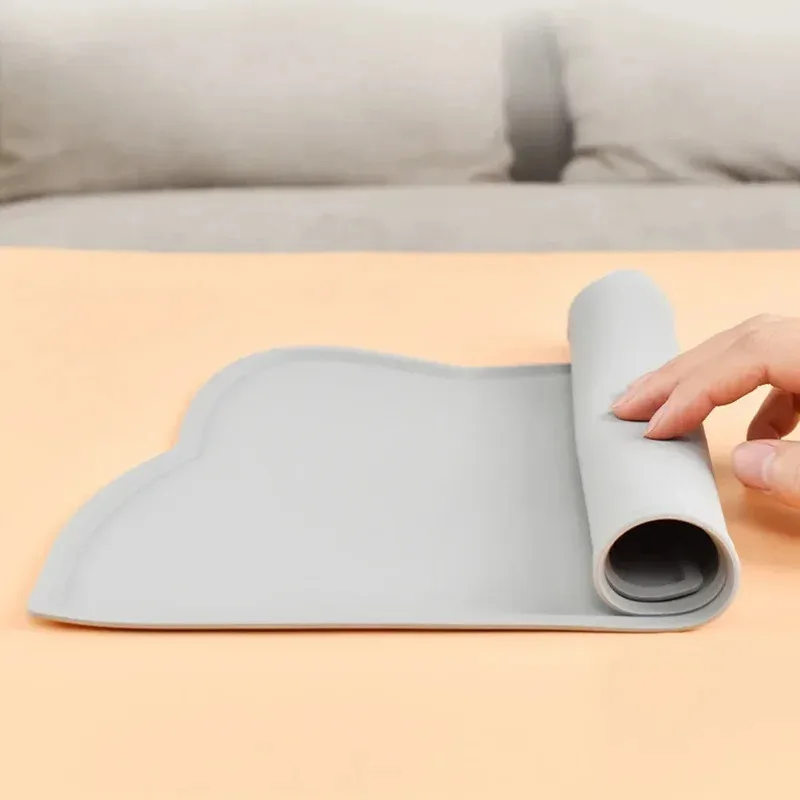 Tapete de Alimentação para Cães e Gatos de Silicone Impermeável - Imagem 4