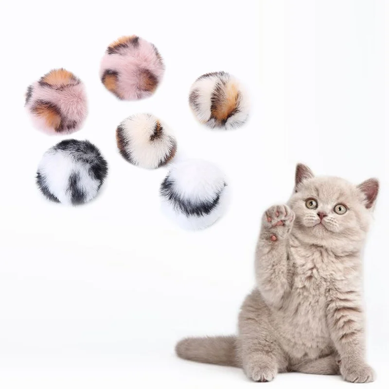 conjunto bola de pelúcia para gatos e cães