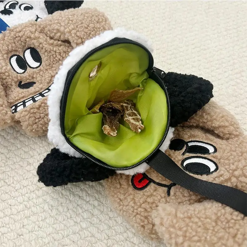 Dispensador de Saco Higiênico para Cães de Pelúcia com Clipe Portátil - Imagem 4