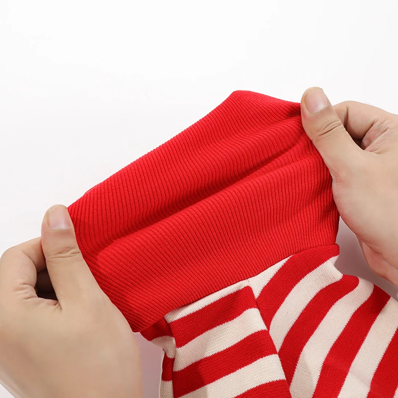 Roupa Listrada Vermelha para Cães e Gatos de Pequeno Porte - Imagem 5