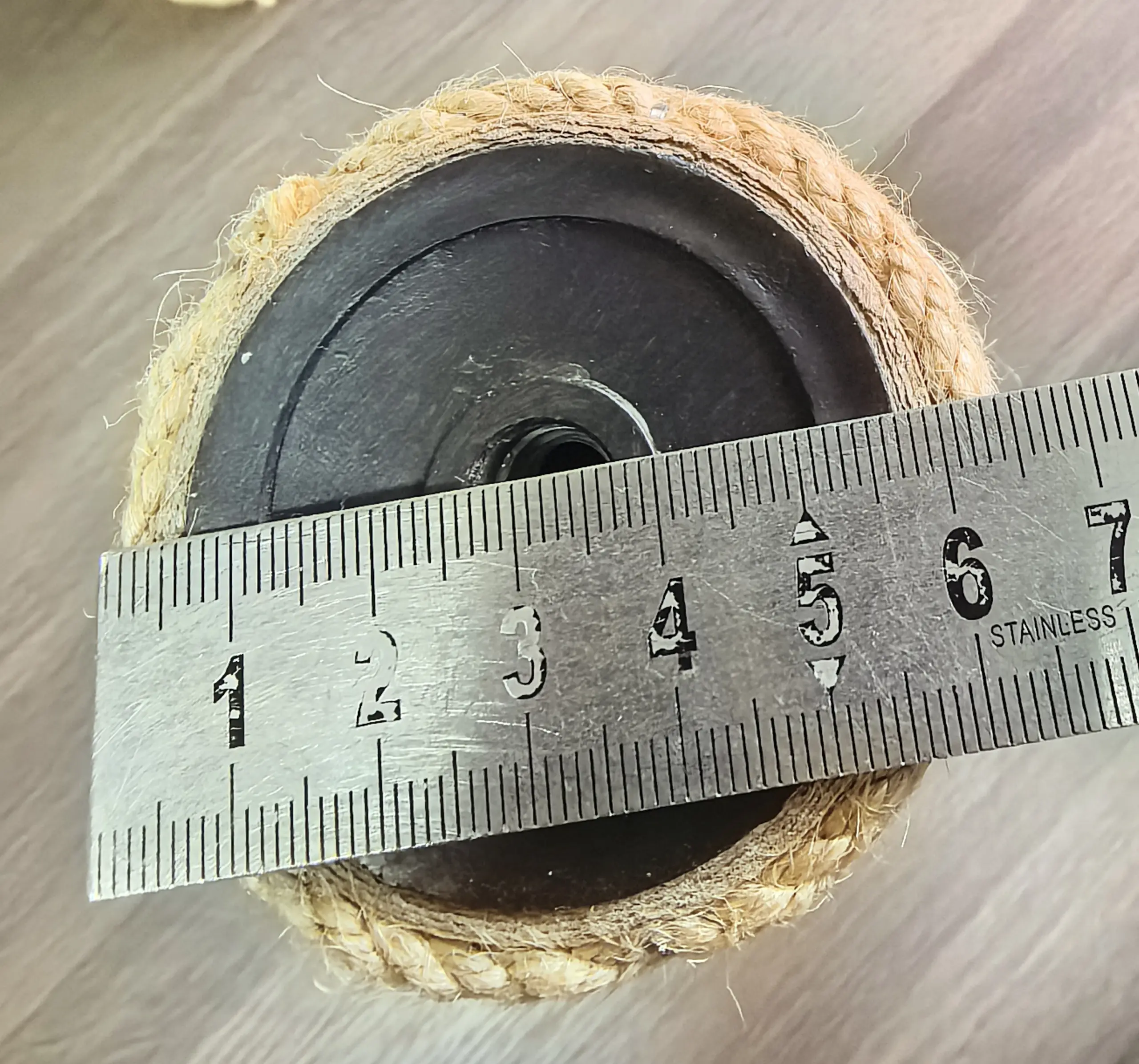 Poste Arranhador para Gatos com Corda de Sisal - Imagem 5