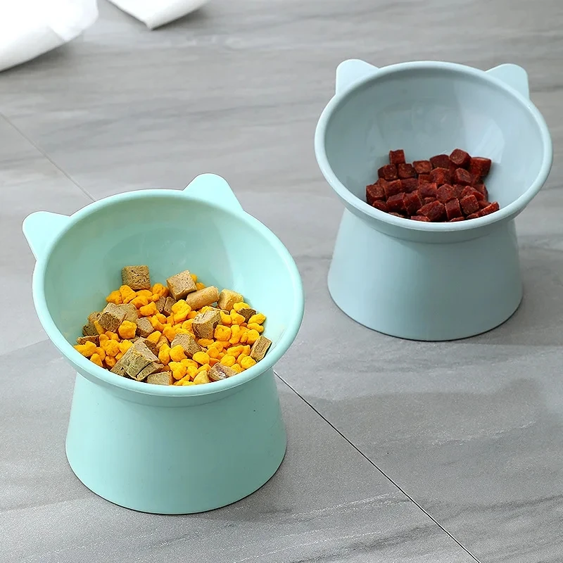 Tigela para Cães e Gatos de Plástico com Fundo Alto Antiderramamento - Imagem 5