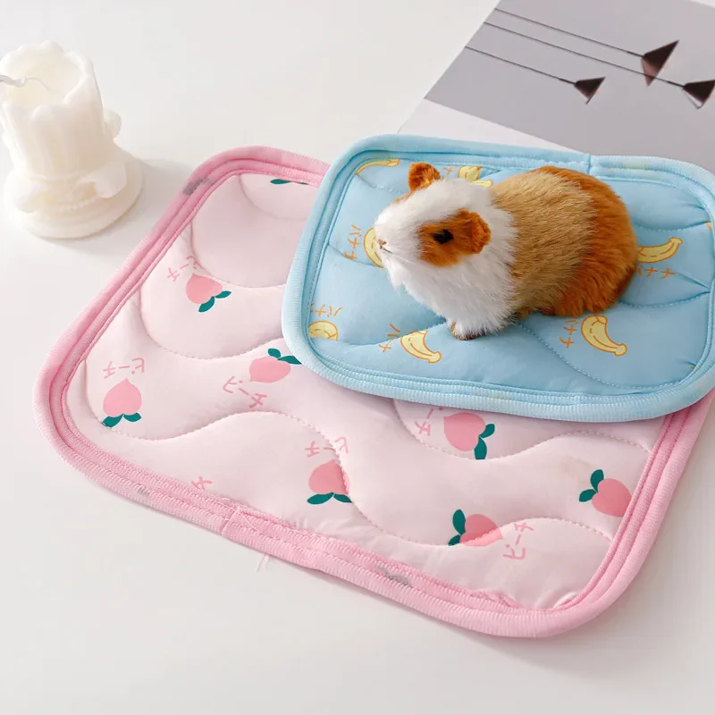 Tapete Refrescante para Hamster e Roedores de Poliéster com Tamanho L - Imagem 2