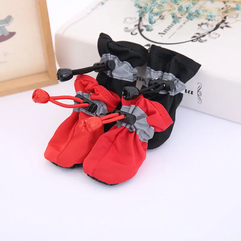 Botas Impermeáveis para Cães e Gatos Pequenos Antiderrapantes - Image 4