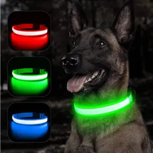 coleira LED recarregável USB para cães e gatos