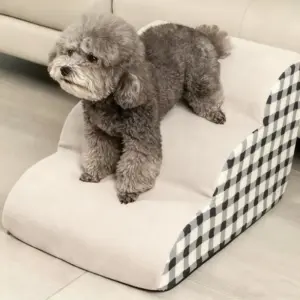 escada de espuma antiderrapante para cães