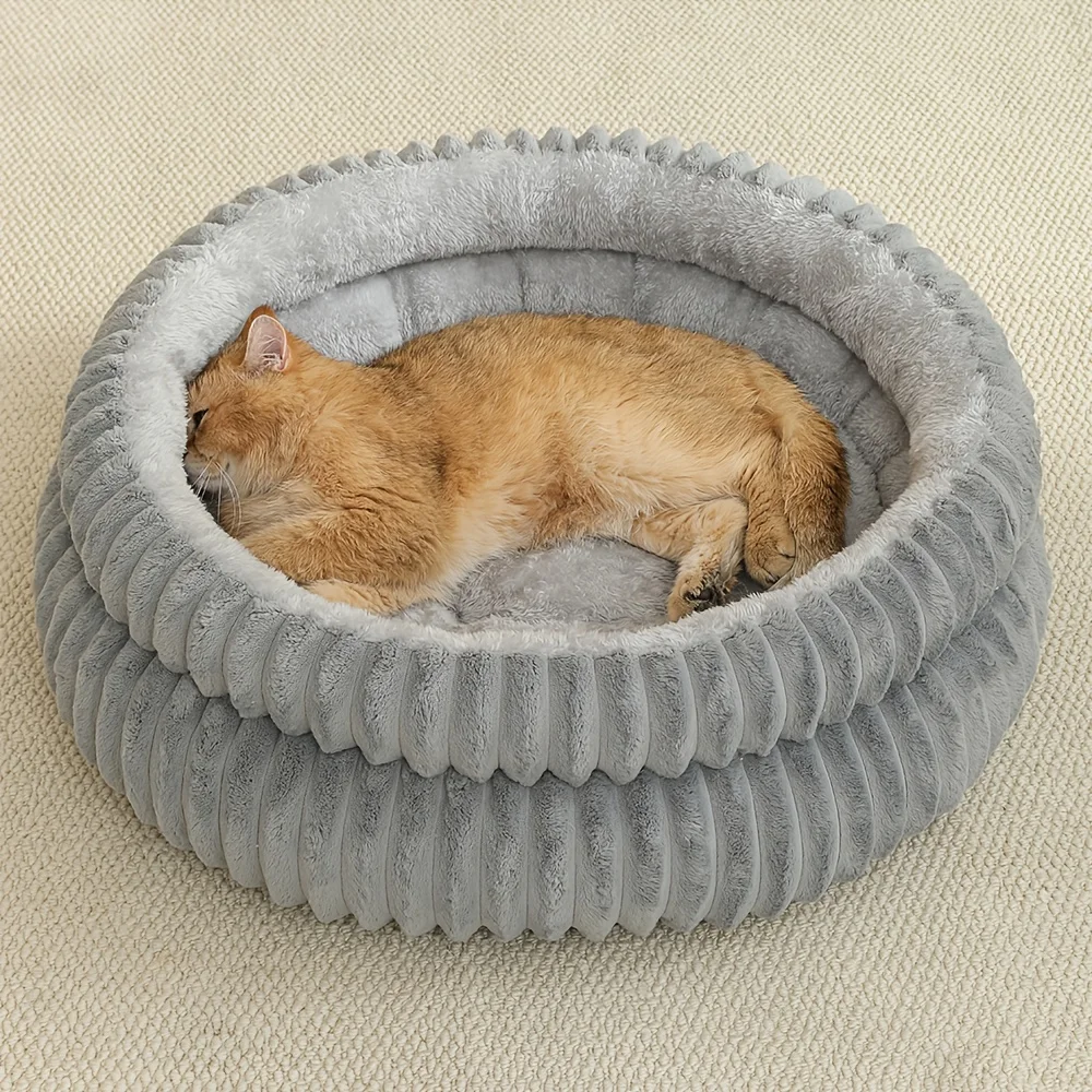 Cama Sofá para Cães e Gatos de Pelúcia com Base Antiderrapante - Image 5