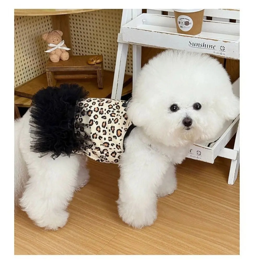 Vestido para Cães e Gatos Pequenos de Poliéster Leve para Verão - Imagem 4
