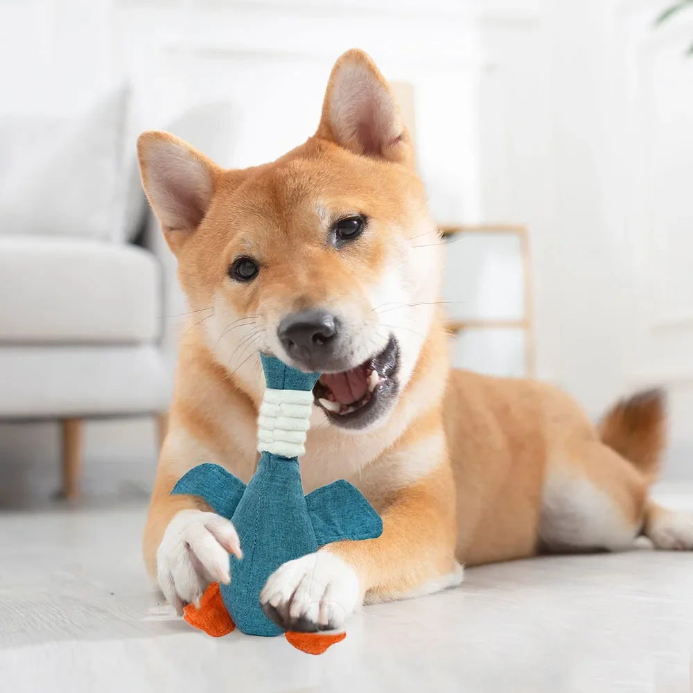 Brinquedo de Pelúcia para Cães Pato com Som para Mastigar - Imagem 3