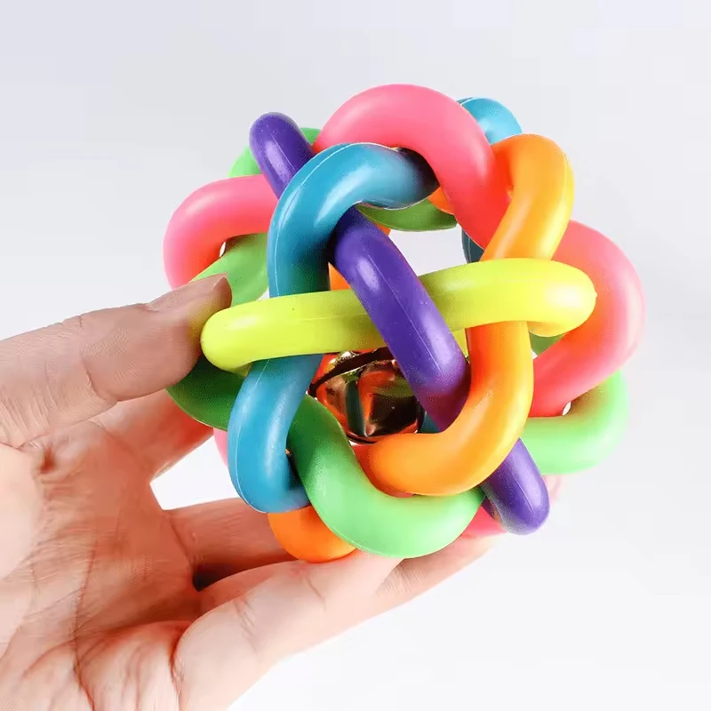 Brinquedo Bola Sino para Cães de Plástico Média 6,5 cm - Imagem 5