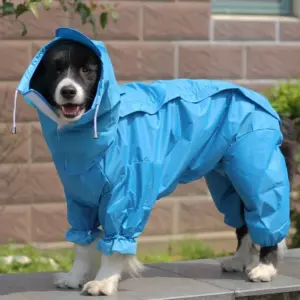 capa de chuva para cães com capuz