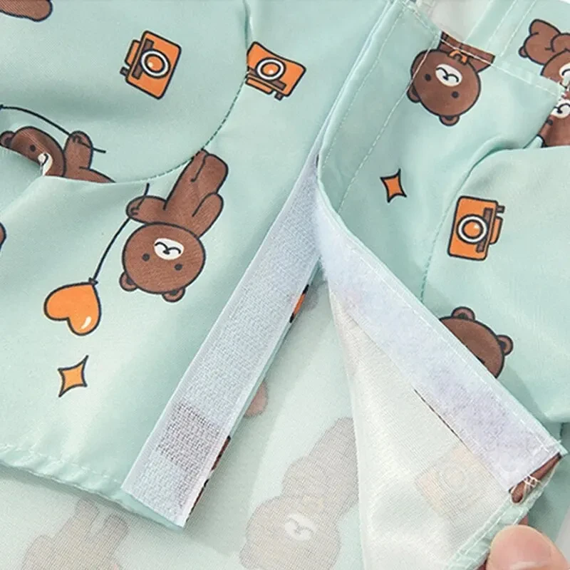 Capa de Chuva para Cães Pequenos com Chapéu Impermeável - Imagem 4