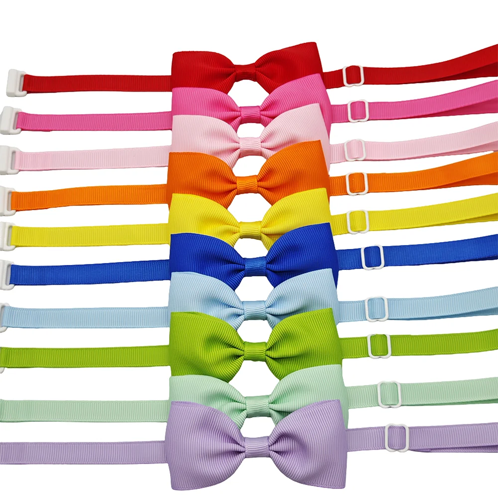 Gravata Borboleta para Cães e Gatos Ajustável de 21 a 40 cm - Imagem 2