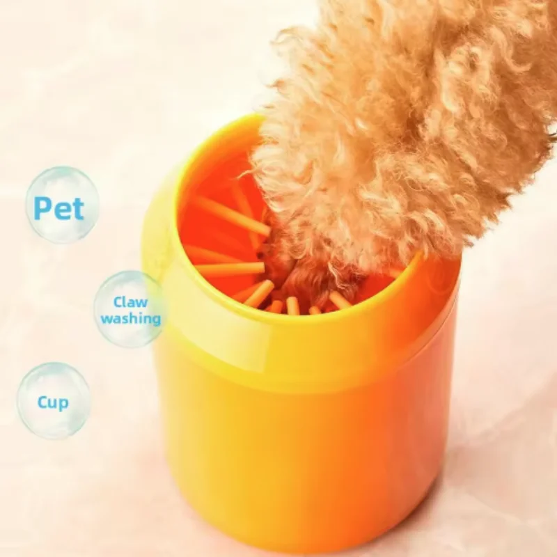 Limpador de Patas para Cães de Silicone Macio com Balde para Toalha - Imagem 4