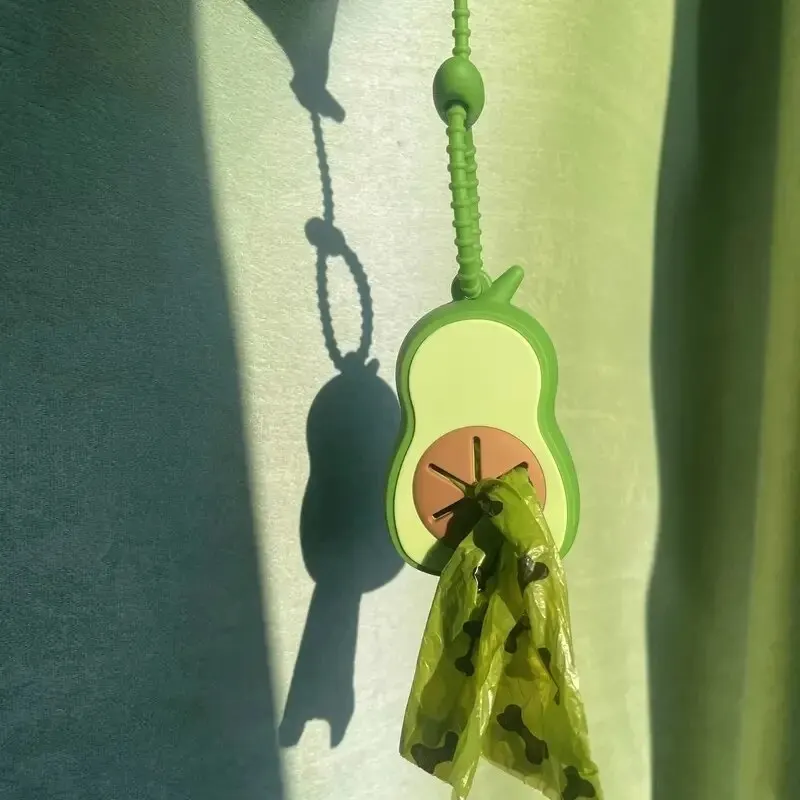 Dispensador de Saco Higiênico para Cães em Silicone com Gancho para Guia - Imagem 5