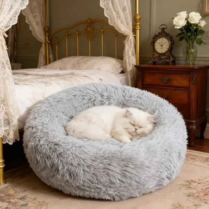 Cama Redonda para Cães e Gatos de Pelúcia com Base Antiderrapante - Image 4
